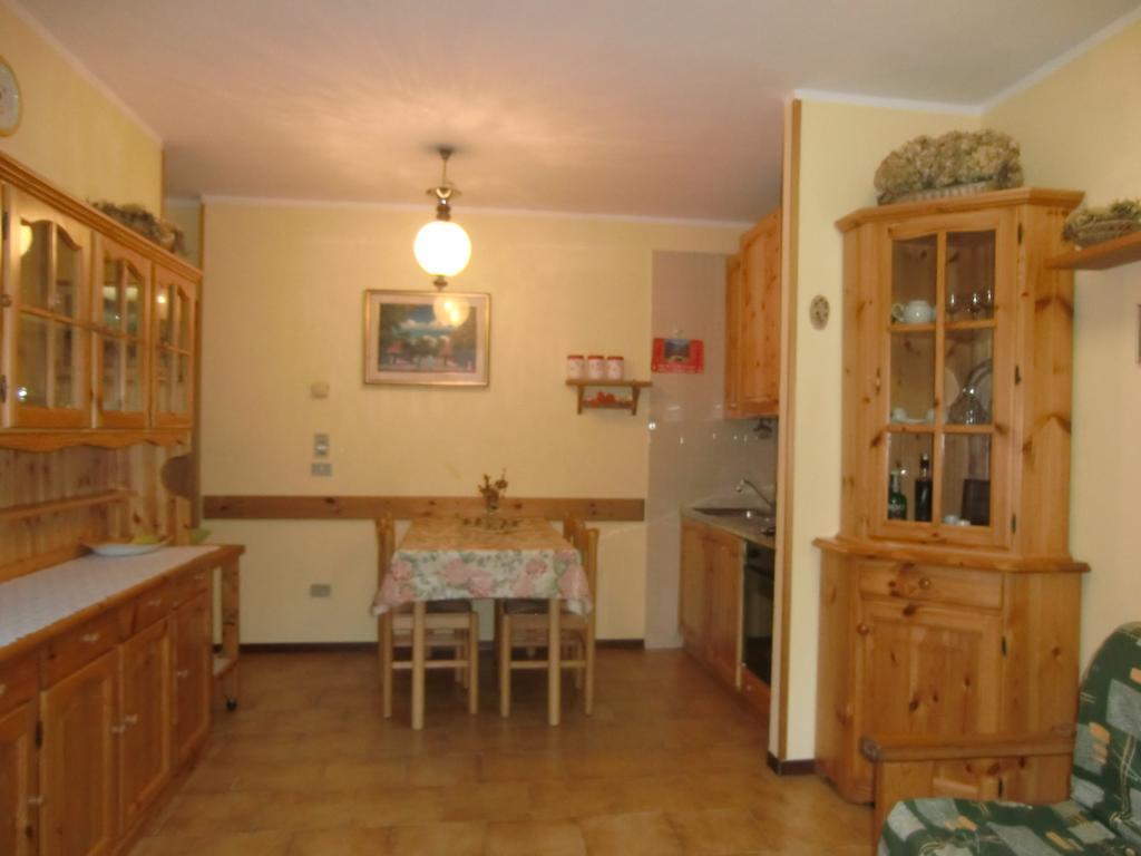 Appartamento Belvedere Molina di Ledro Rum bild